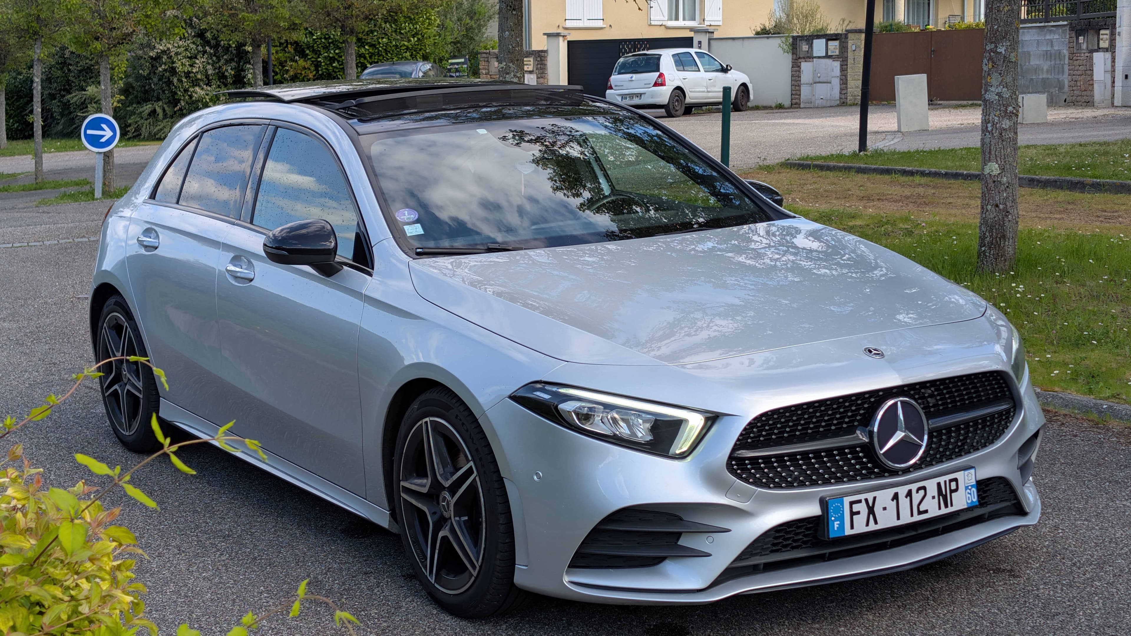 Mercedes Benz Classe A 180 AMG Line — photo 1