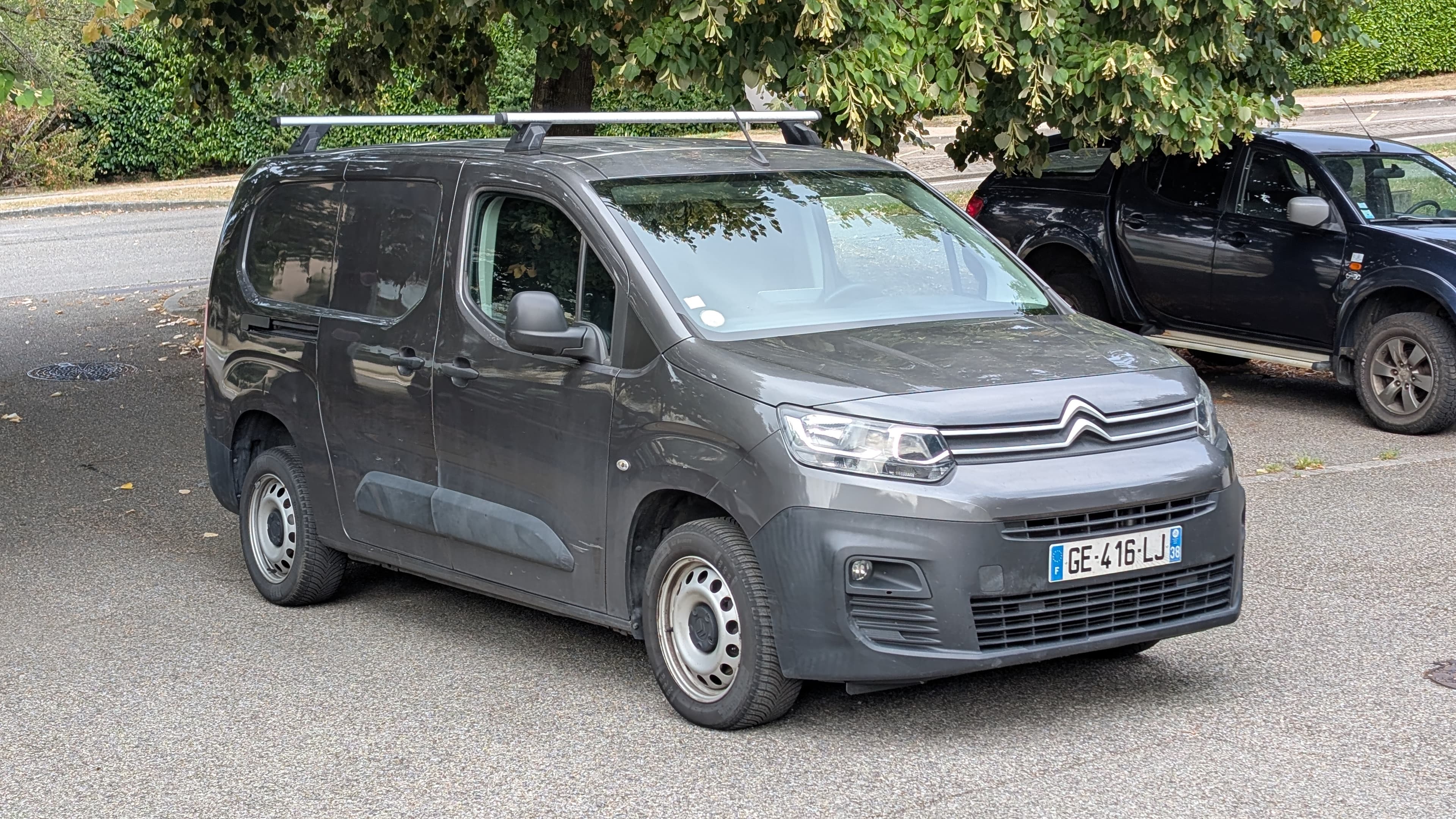 CITROËN BERLINGO XL 950KG 1.5 BLUEHDI 100ch TVA RÉCUPÉRABLE — photo 2